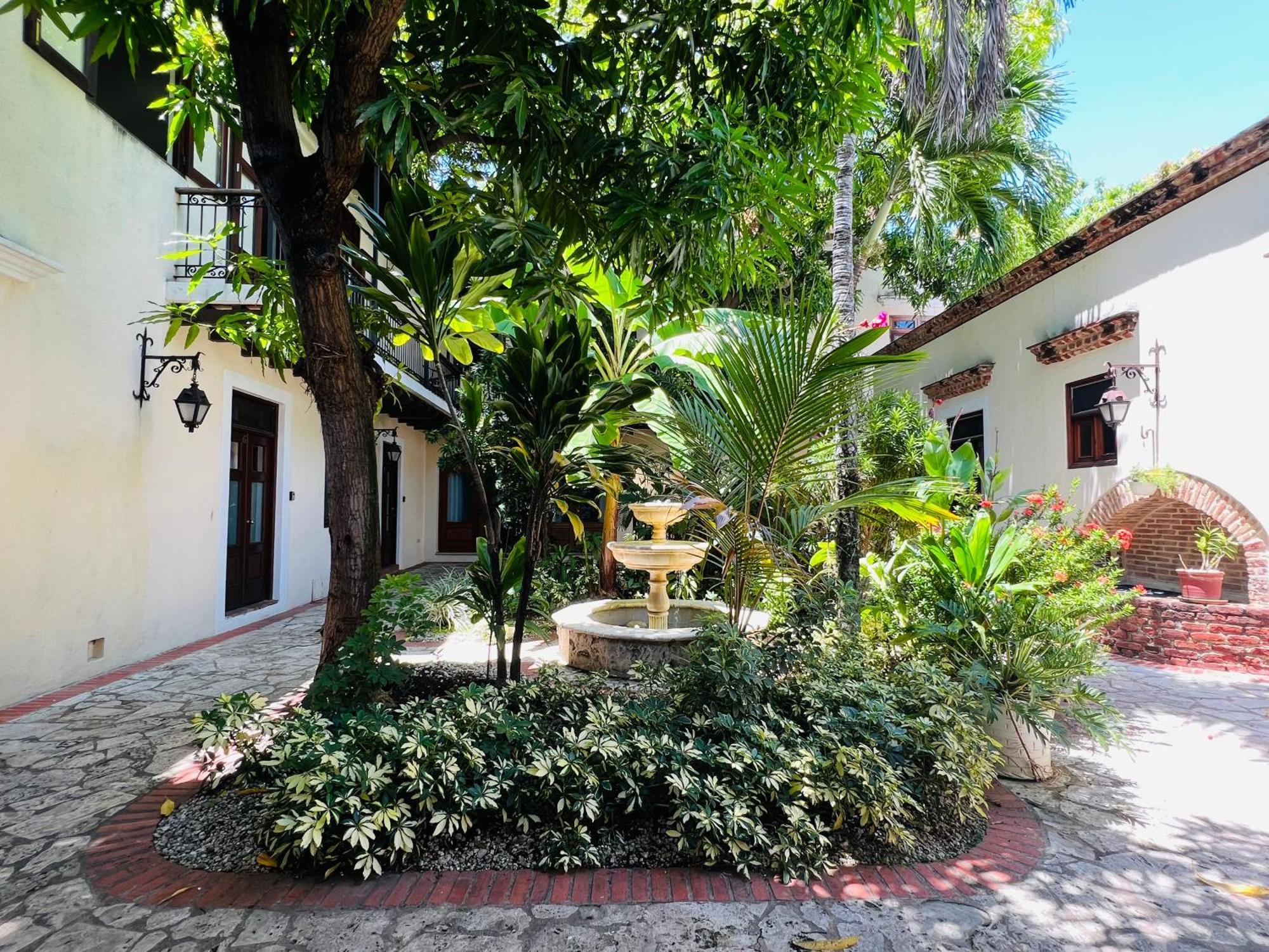 Paseo Colonial - Sanctuary #2 Aparthotel Санто Доминго Екстериор снимка